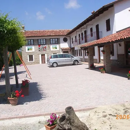 Rupestr Farm stay Canelli